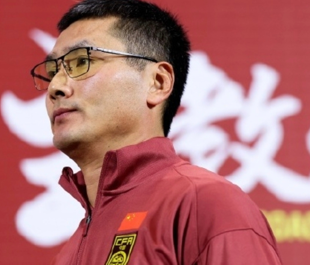 世界杯比赛直播地址-邵佳一结束首期集训：3场狂轰6球保持不败，3大亮点太惊喜！